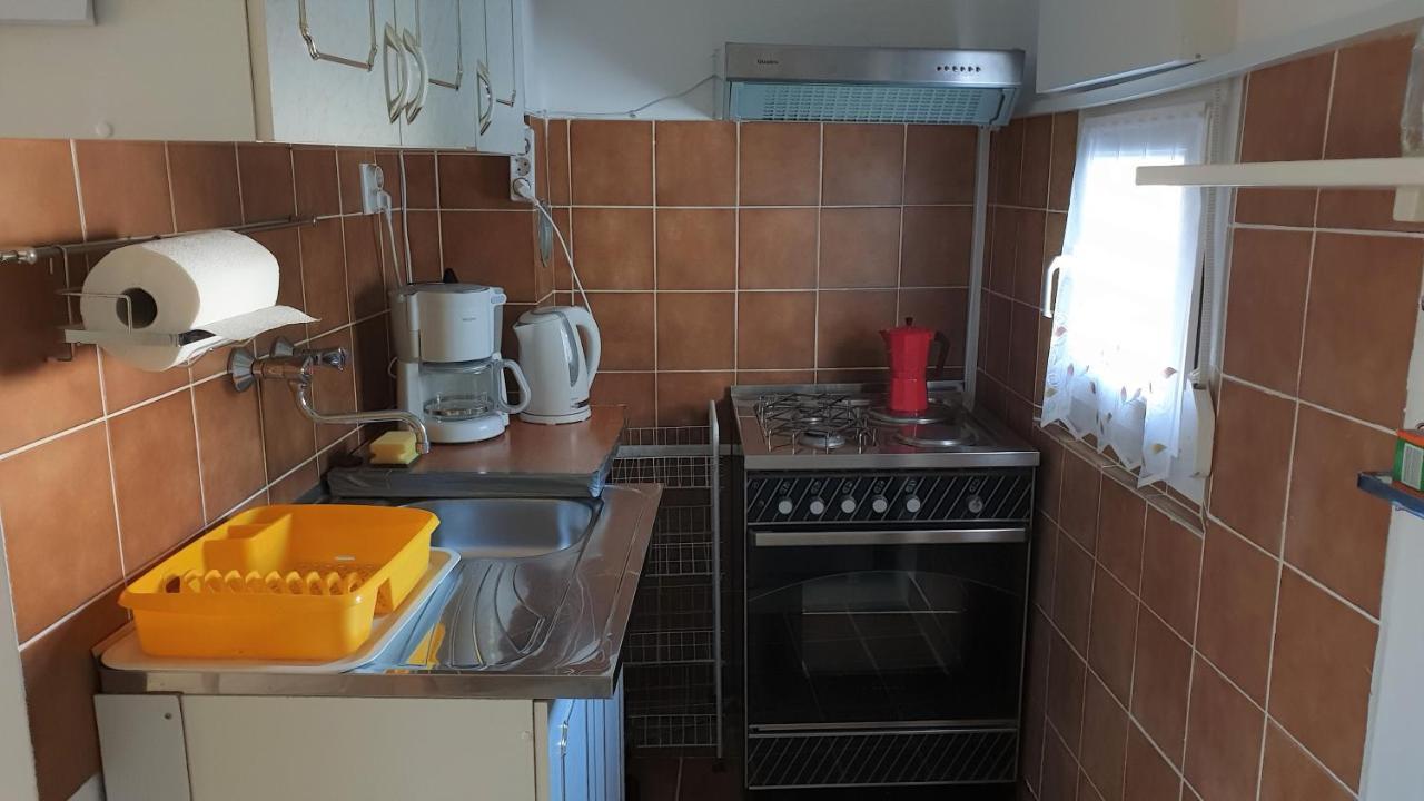 Apartman Dinka Пунат Екстериор снимка