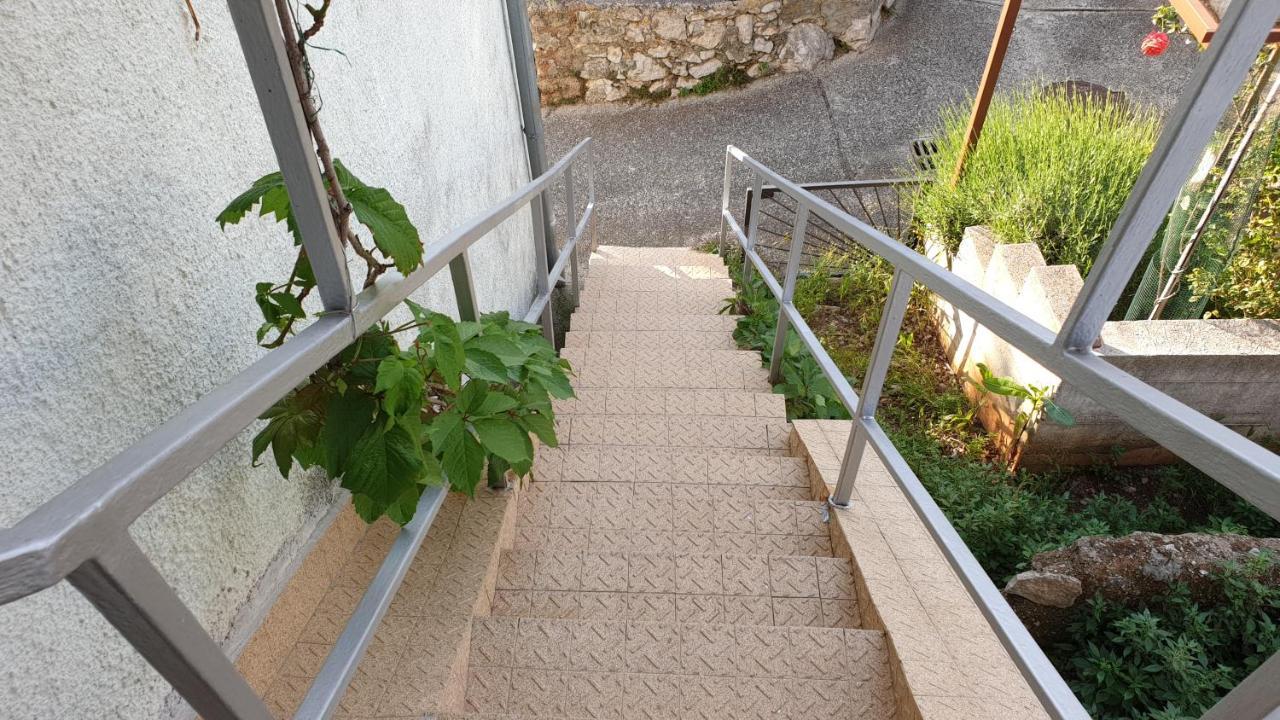 Apartman Dinka Пунат Екстериор снимка